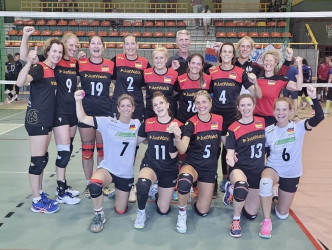 Ü40 Nationalmannschaft mit Spielerinnen des BBSC belegen 1. Platz bei WM-Vorbereitungsturnier in Polen